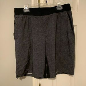 Lululemon THE short 11 inch linerless